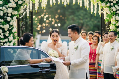 My classmate borrowed ₱350,000 to build a house and then disappeared without a trace. The day I got married, she returned in a luxury car. /dn